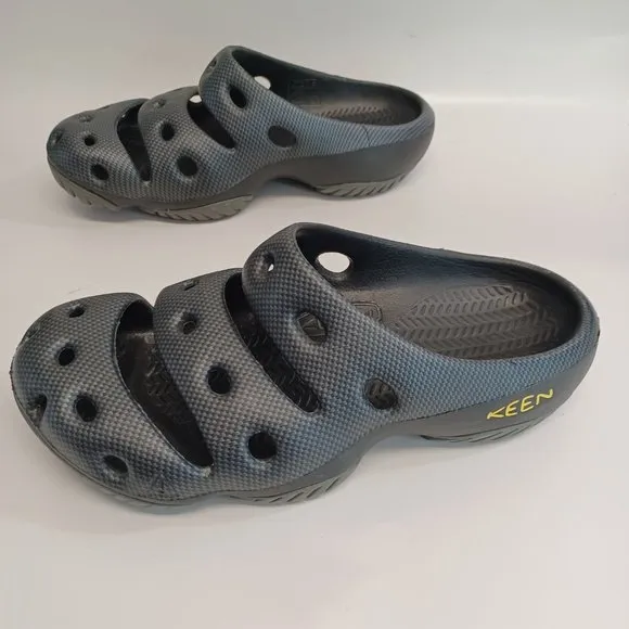 Keen Yogui Arts Sandals Slip On Rubber Comfort Shoes Mens 8 Womens 9.5