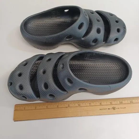 Keen Yogui Arts Sandals Slip On Rubber Comfort Shoes Mens 8 Womens 9.5