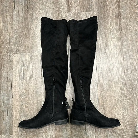 Kenneth Cole Reaction vegan suede black over the knee wide calf boots size 6