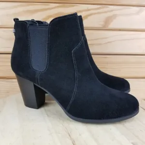 Koolaburra by UGG Dvita Women's 9.5 US Black Suede Ankle Boots Western Biker