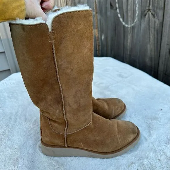 Koolaburra by UGG Women's Brown Shearling Tall Boots Wedge Heel Size 8