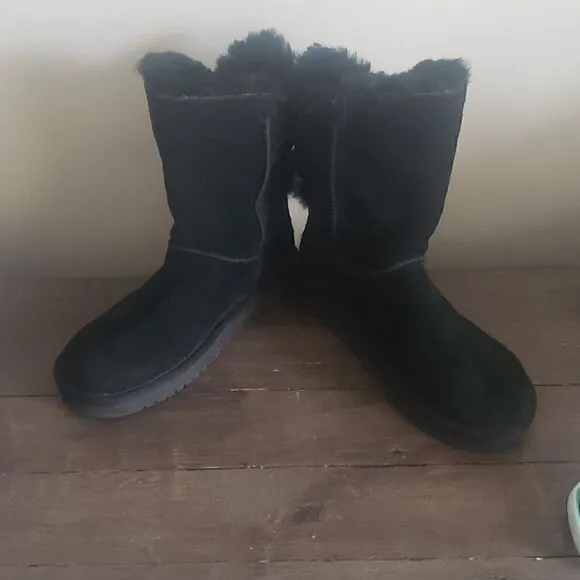 KOOLABURRA BY UGG Womens REMLEY 1105792 Black Suede Buckle Boots Size 6
