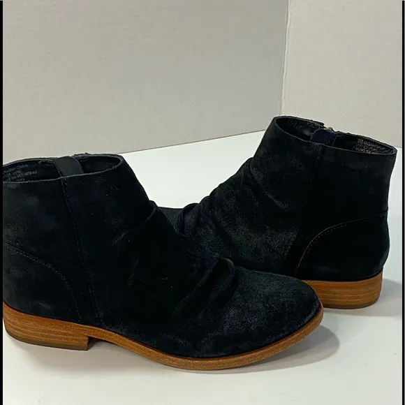Kork-Ease Suede Giba Ruched Ankle Boots