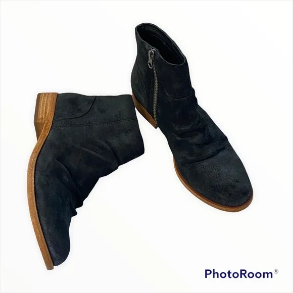 Kork-Ease Suede Giba Ruched Ankle Boots