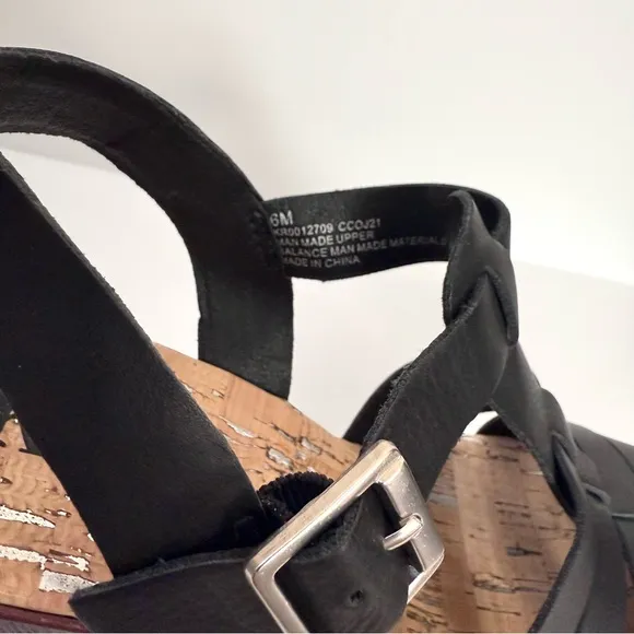Korks Whitney Black Studded Chunky Platform Sandals