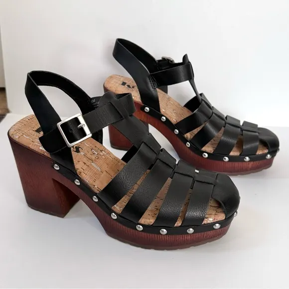 Korks Whitney Black Studded Chunky Platform Sandals