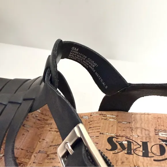Korks Whitney Black Studded Chunky Platform Sandals