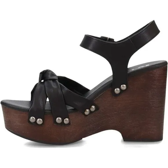 Korks Women's Black Dawson Platform Sandals Size: 9 M - NIB