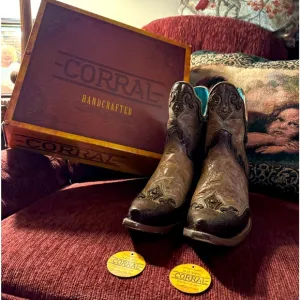 Ladies Corral Western Boots.