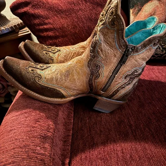 Ladies Corral Western Boots.