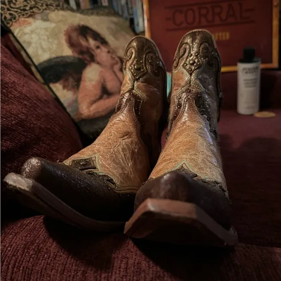 Ladies Corral Western Boots.