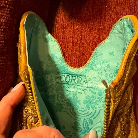 Ladies Corral Western Boots.