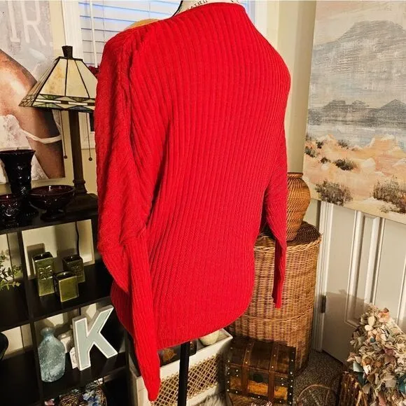 Lafayette 148 New York Ribbed Stylish Casual V- Neck Sweater.