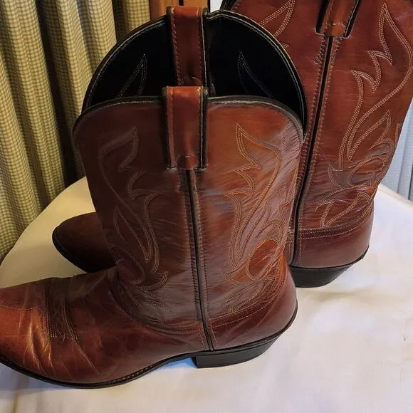 Laredo cowboy boots