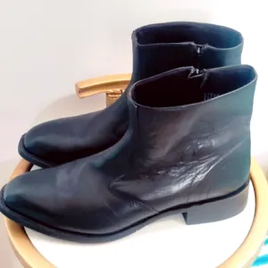 Laredo leather boots size 11D black