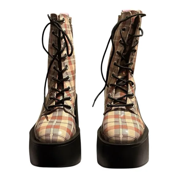 Larroude Olivia‎ Boot Size 10