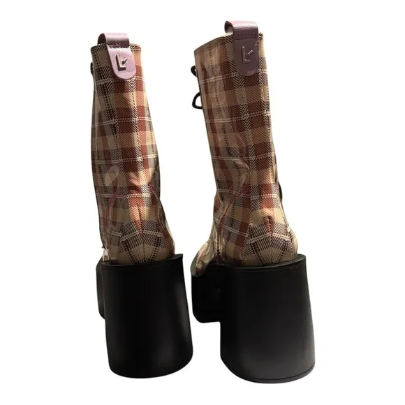 Larroude Olivia‎ Boot Size 10