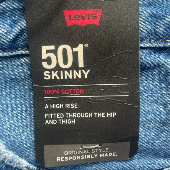 Levi’s 501 Skinny Jeans Women’s 25x30 NWT Distressed Button Fly High Rise