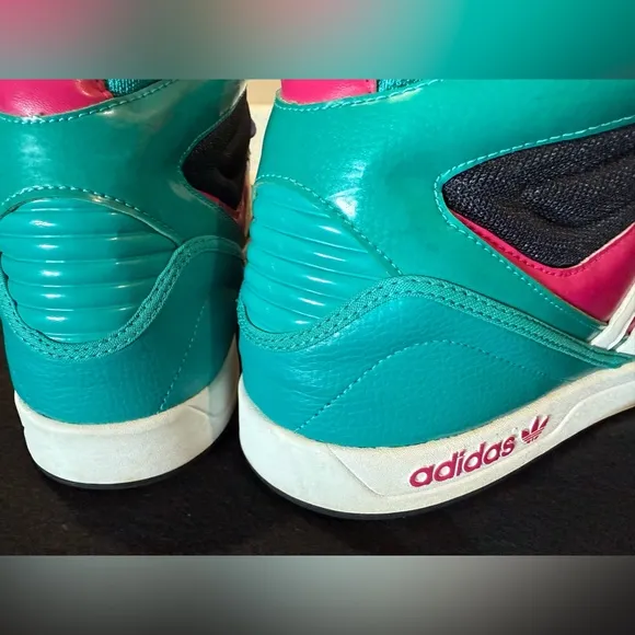 LIKE-NEW Adidas RETRO Court HI TOP Teal PINK
