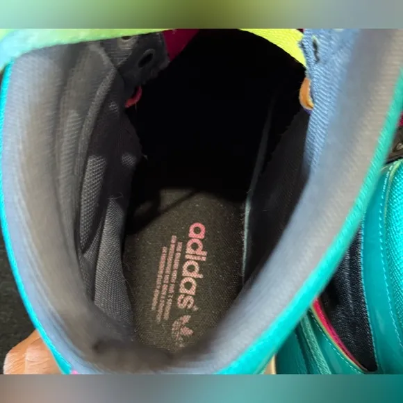 LIKE-NEW Adidas RETRO Court HI TOP Teal PINK