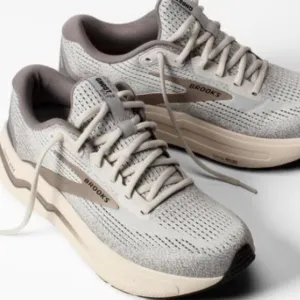 Limited edition!!! Brooks Men's Ghost Max 2 Running Shoes - Champagne