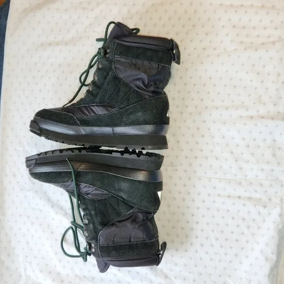 L.L. Bean youth  winter snow insulated  lace-up boots