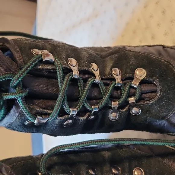 L.L. Bean youth  winter snow insulated  lace-up boots