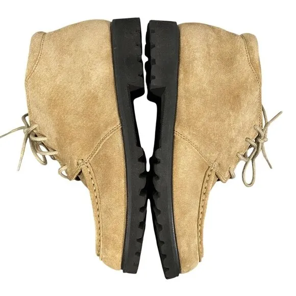L.L.Bean tan suede leather chukka boots lace up women’s 7M lace up gorpcore