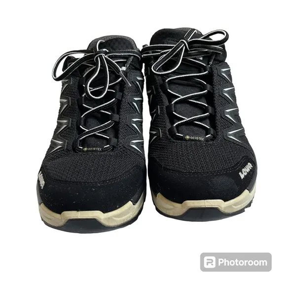LOWA Women’s Innox Pro Gtx Lo Hiking Shoes, Gore-Tex, Black/White, size 8.5