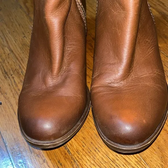 Lucky Brand Brown Leather zipper Ankle Boots Size 6