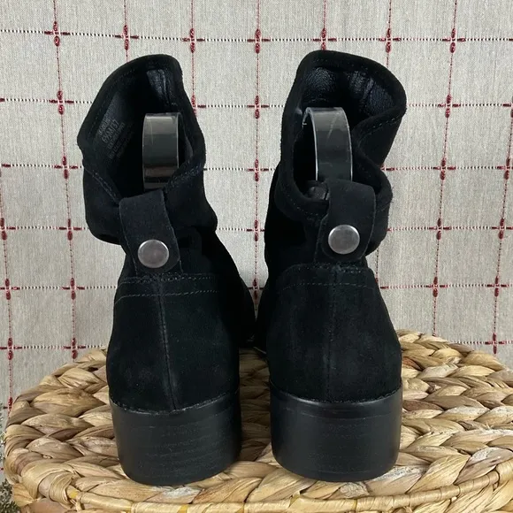 Lucky Brand “Lollin” Black Oiled Suede Ankle Boots Slouchy Bootie Size 6.5 New