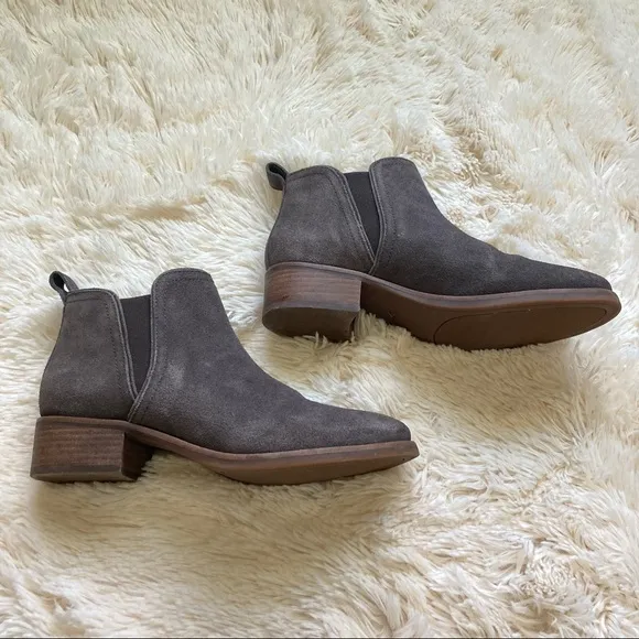 Lucky Brand Pogan Rustic Suede Ankle Booties in Coffee