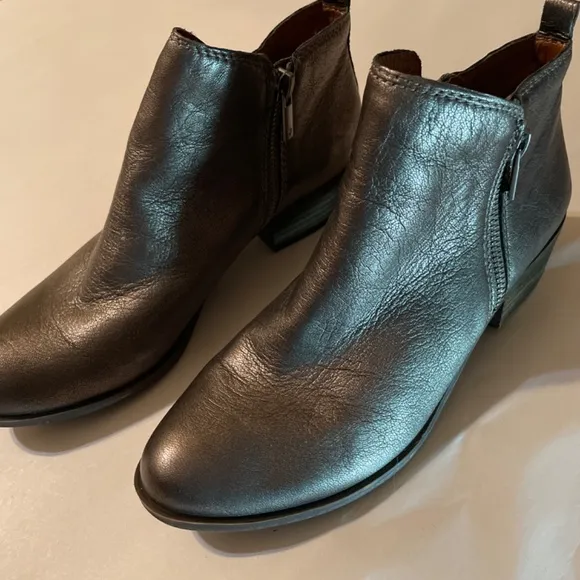 Lucky Brand silver gray leather bootie