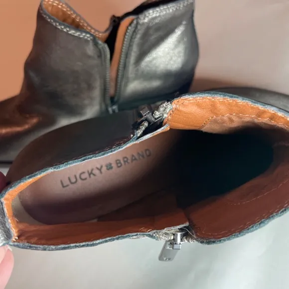 Lucky Brand silver gray leather bootie