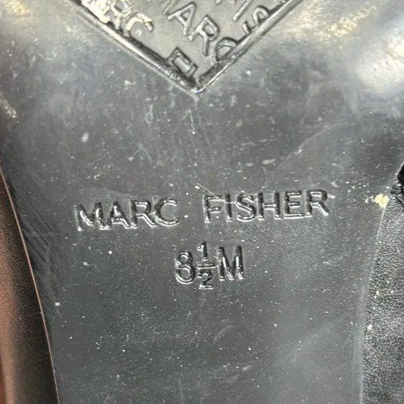 Marc Fisher Ulani Heeled Black Leather Boots Pointed Toe High Heeled‎ Classic