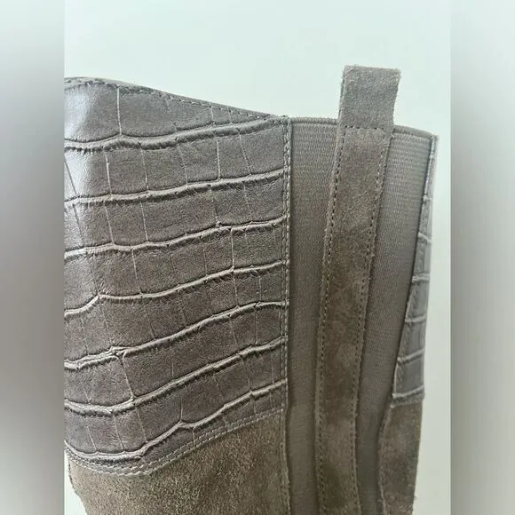 Marc Fisher Wide Calf Croc Embossed Knee High Side Zip Suede Boots Taupe 9, NWOB