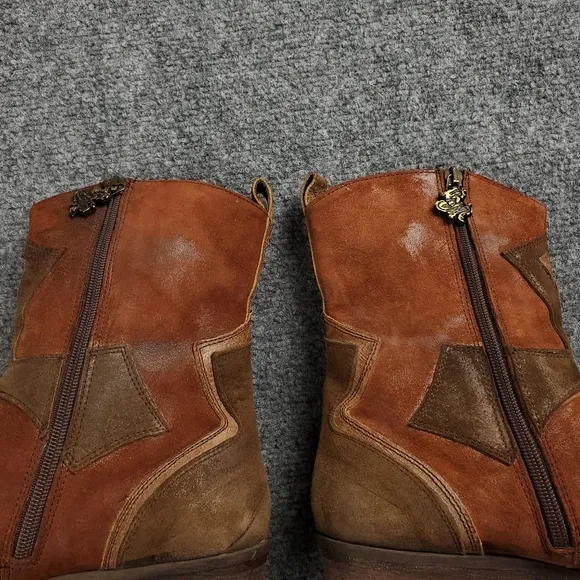 Mark Nason Dallas Boots Mens 9.5 Suede Leather Cross Pattee Distressed Italy