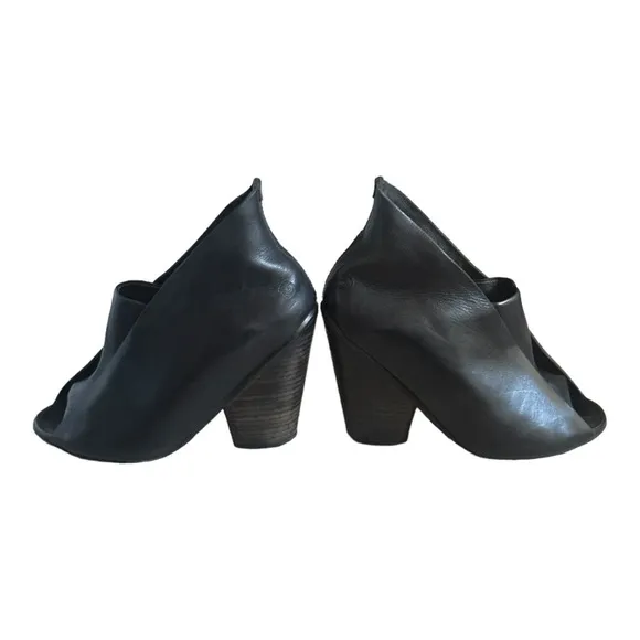 Marsell Bolla Leather Black Peep Toe Ankle Booties Minimalist Size 35 IT 5 US