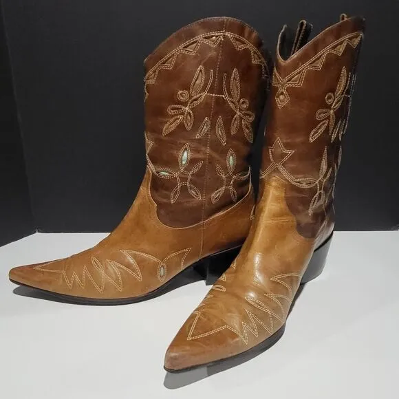 Matisse Leather Women's  Western Cowgirl Boots With Cut Out Embroidery