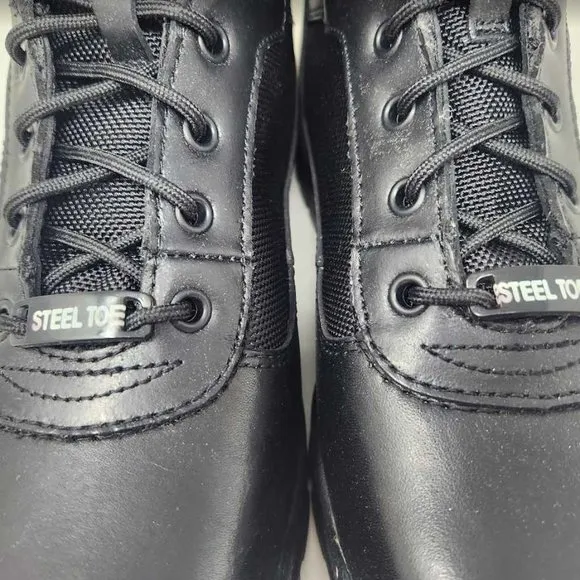 Men's 8 EW Bates steel toe Thinsulate insulated combat military boots E02328
