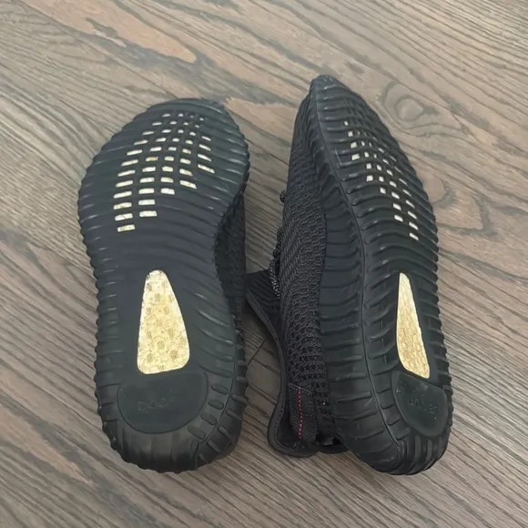MENS ADIDAS YEEZY BOOST