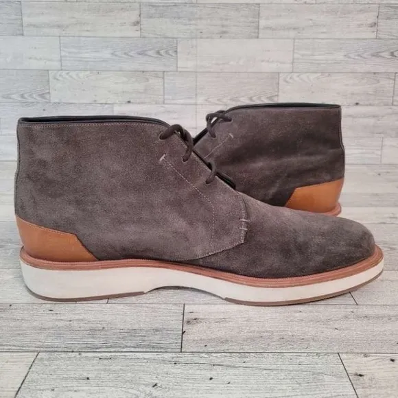 Men's Allen Edmonds Brooklyn Light Grey Suede Leather Chukka Boots Size 10