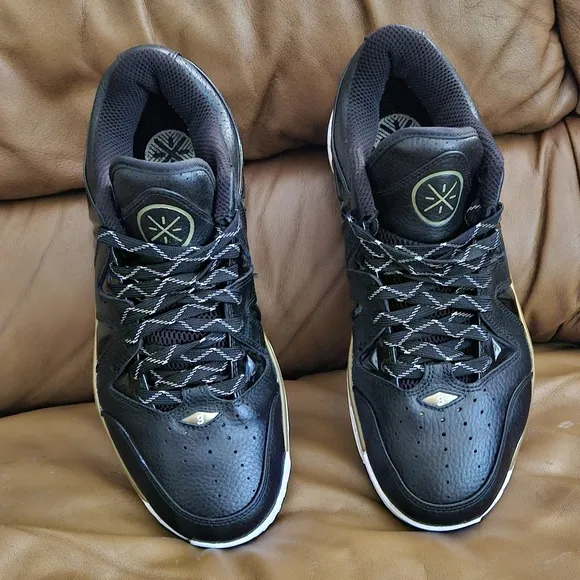 Men's Li-Ning Way Of The Wade Black and Gold Athletic Shoes Size 11.5 (EXCELLENT