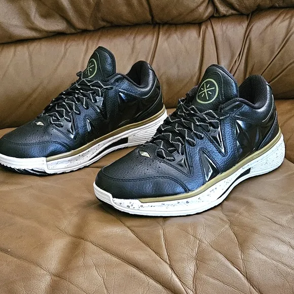 Men's Li-Ning Way Of The Wade Black and Gold Athletic Shoes Size 11.5 (EXCELLENT