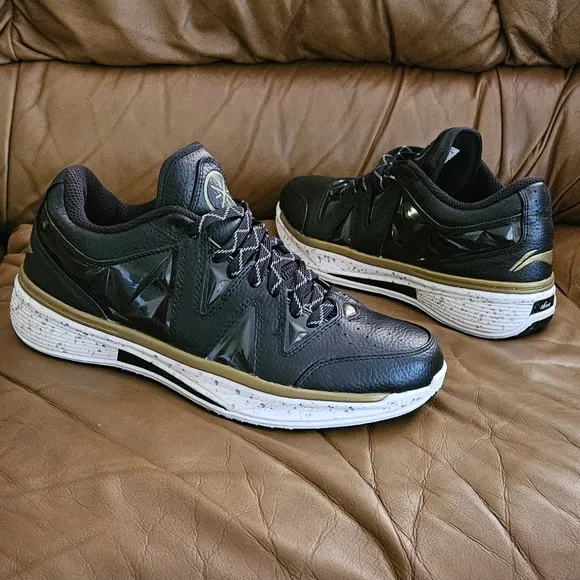 Men's Li-Ning Way Of The Wade Black and Gold Athletic Shoes Size 11.5 (EXCELLENT