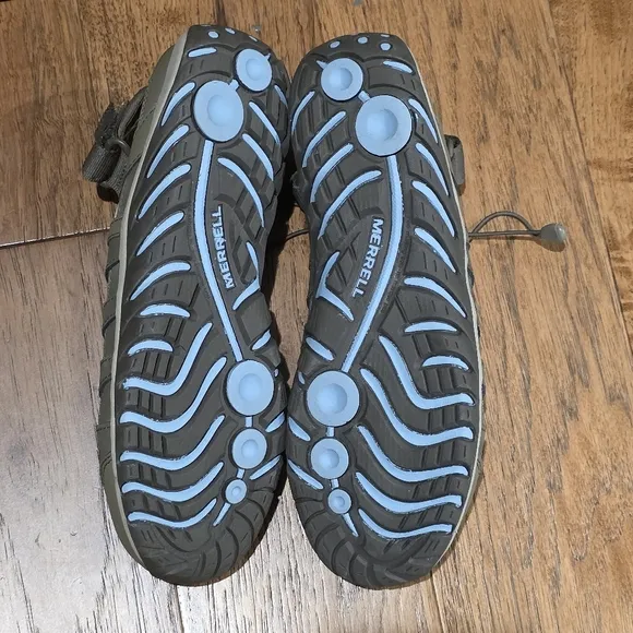 Merrell Performance Outdoor Hydro Hiking Sport Sandals in Brindle/Powder Blue. 9