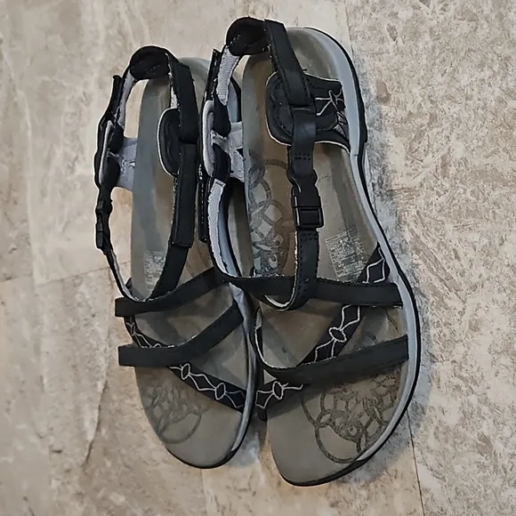 Merrell Terran Lattice II Womens Sandals. Like New!