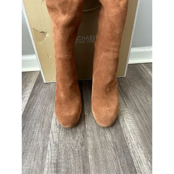 Michael Kors Slouchy Suede Round Toe Heeled Pull-on Leigh Boots Luggage Size 10