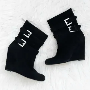 Michael Kors Suede Zip Wedge Boots 6