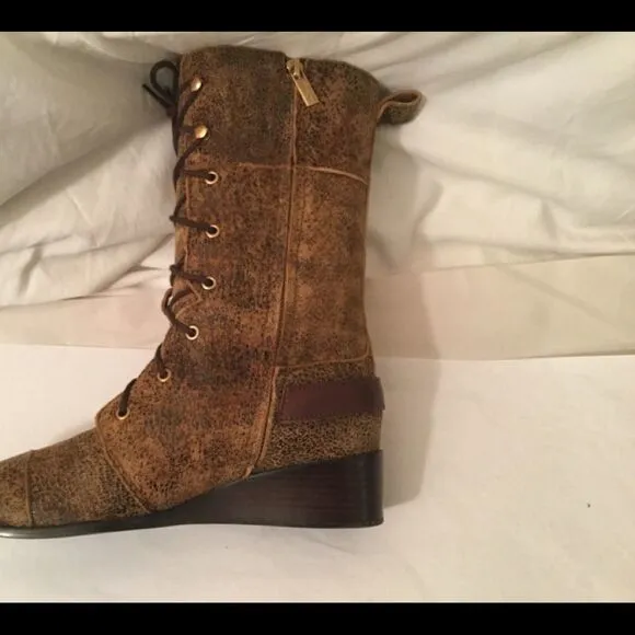 Michael Kors Speckled Leather Suede Lace up Wedge